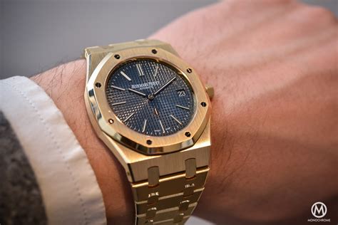 audemars piguet royal oak 15202 vs 15400|audemars piguet royal oak movement.